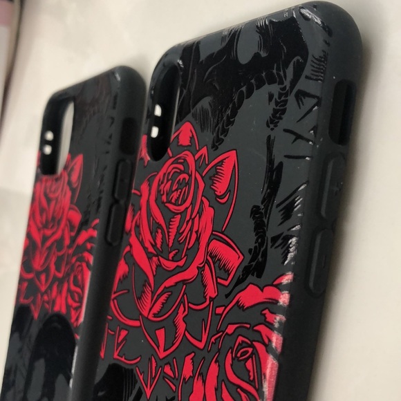 Skull and Roses iPhone Case - Picture 5 of 6